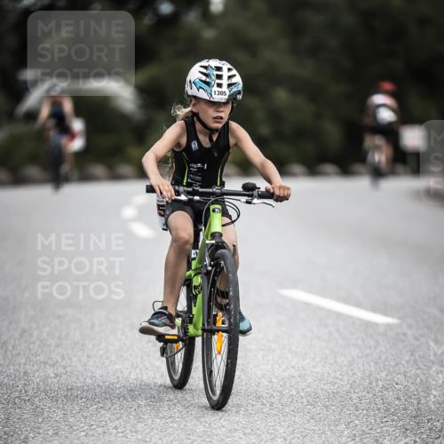 21.06.2026 - 29. Vierlanden-Triathlon H.Heesch http://msf.ph/oto/9926374 21.06.2026 14:57:53 Radfahren 1305 meine-sportfotos.de
