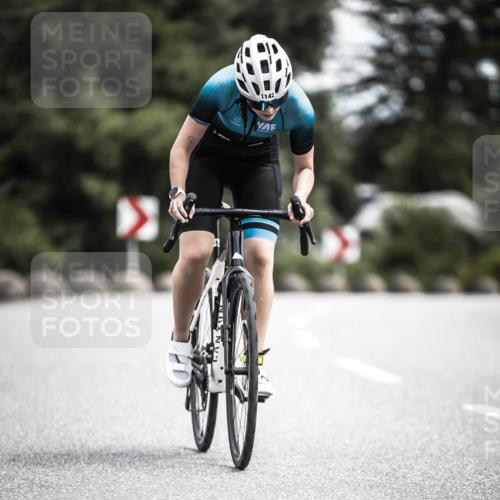 21.06.2026 - 29. Vierlanden-Triathlon H.Heesch http://msf.ph/oto/9926383 21.06.2026 13:21:23 Radfahren 1142 meine-sportfotos.de