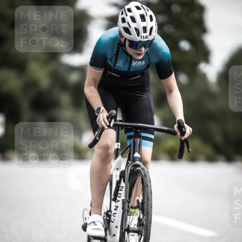 21.06.2026 - 29. Vierlanden-Triathlon H.Heesch http://msf.ph/oto/9926401 21.06.2026 13:21:23 Radfahren 1142 meine-sportfotos.de