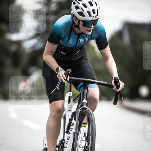 21.06.2026 - 29. Vierlanden-Triathlon H.Heesch http://msf.ph/oto/9926405 21.06.2026 13:21:24 Radfahren 1142 meine-sportfotos.de