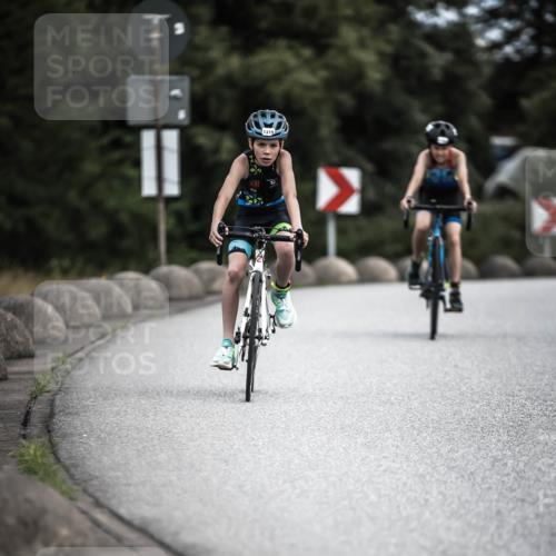 21.06.2026 - 29. Vierlanden-Triathlon H.Heesch http://msf.ph/oto/9926414 21.06.2026 14:57:57 Radfahren 1319 meine-sportfotos.de