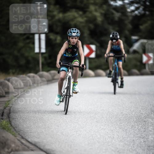 21.06.2026 - 29. Vierlanden-Triathlon H.Heesch http://msf.ph/oto/9926418 21.06.2026 14:57:57 Radfahren 11 meine-sportfotos.de