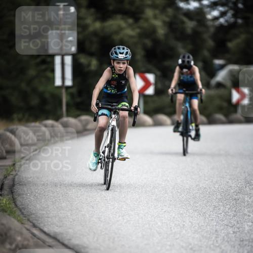 21.06.2026 - 29. Vierlanden-Triathlon H.Heesch http://msf.ph/oto/9926420 21.06.2026 14:57:57 Radfahren 11, 1319 meine-sportfotos.de