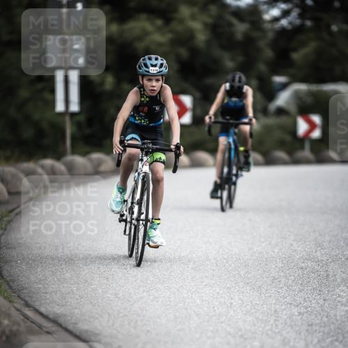 21.06.2026 - 29. Vierlanden-Triathlon H.Heesch http://msf.ph/oto/9926426 21.06.2026 14:57:57 Radfahren 1319 meine-sportfotos.de