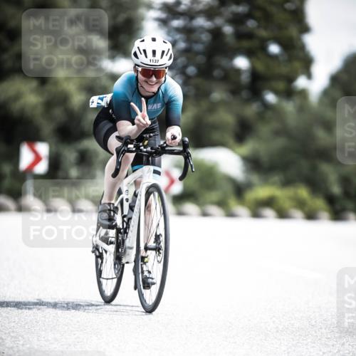 21.06.2026 - 29. Vierlanden-Triathlon H.Heesch http://msf.ph/oto/9926429 21.06.2026 13:22:33 Radfahren 1137 meine-sportfotos.de