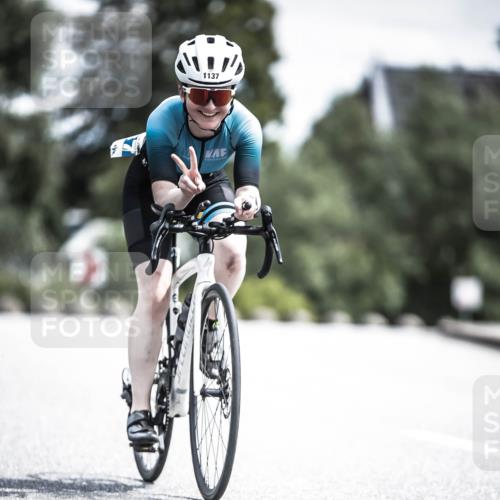 21.06.2026 - 29. Vierlanden-Triathlon H.Heesch http://msf.ph/oto/9926441 21.06.2026 13:22:33 Radfahren 1137 meine-sportfotos.de