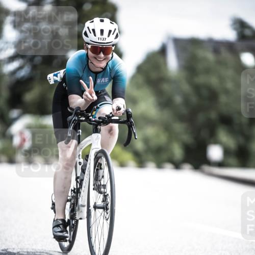 21.06.2026 - 29. Vierlanden-Triathlon H.Heesch http://msf.ph/oto/9926443 21.06.2026 13:22:33 Radfahren 1137 meine-sportfotos.de