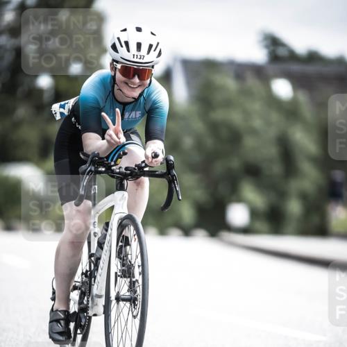 21.06.2026 - 29. Vierlanden-Triathlon H.Heesch http://msf.ph/oto/9926447 21.06.2026 13:22:33 Radfahren 1137 meine-sportfotos.de