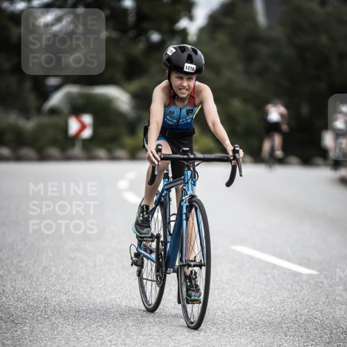 21.06.2026 - 29. Vierlanden-Triathlon H.Heesch http://msf.ph/oto/9926452 21.06.2026 14:57:59 Radfahren 1278 meine-sportfotos.de