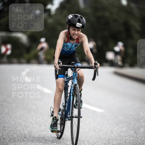 21.06.2026 - 29. Vierlanden-Triathlon H.Heesch http://msf.ph/oto/9926462 21.06.2026 14:58:00 Radfahren 3221, 1278 meine-sportfotos.de