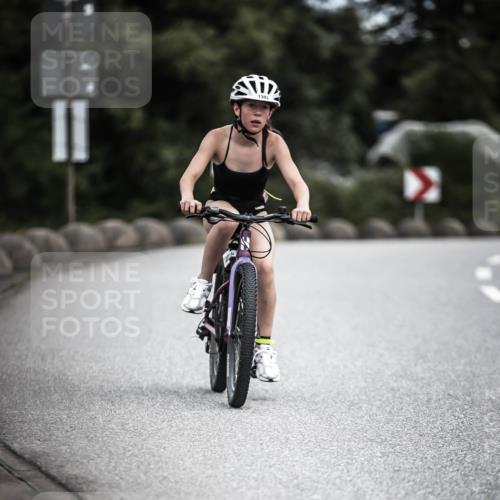 21.06.2026 - 29. Vierlanden-Triathlon H.Heesch http://msf.ph/oto/9926527 21.06.2026 14:58:15 Radfahren 11, 1303 meine-sportfotos.de