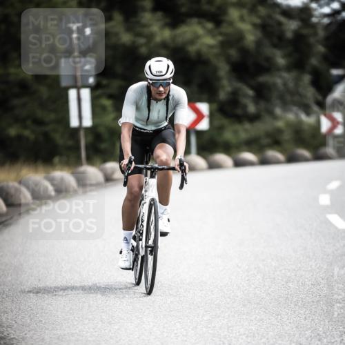 21.06.2026 - 29. Vierlanden-Triathlon H.Heesch http://msf.ph/oto/9926538 21.06.2026 13:24:31 Radfahren 11, 1104 meine-sportfotos.de
