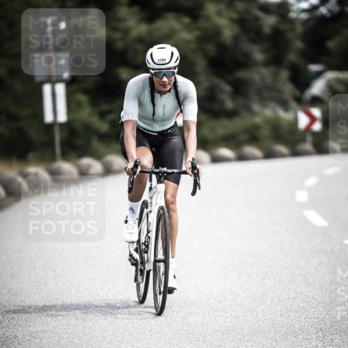 21.06.2026 - 29. Vierlanden-Triathlon H.Heesch http://msf.ph/oto/9926547 21.06.2026 13:24:31 Radfahren 1104 meine-sportfotos.de