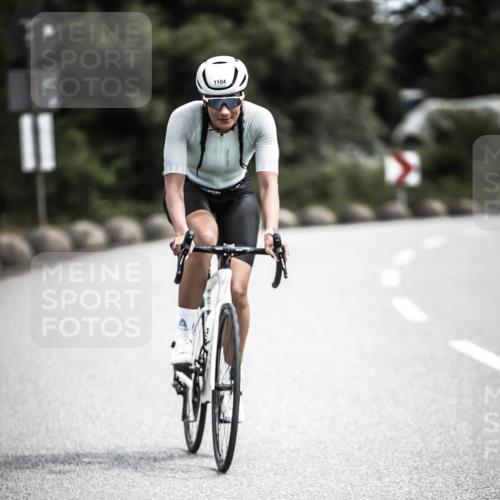 21.06.2026 - 29. Vierlanden-Triathlon H.Heesch http://msf.ph/oto/9926553 21.06.2026 13:24:31 Radfahren 1104 meine-sportfotos.de