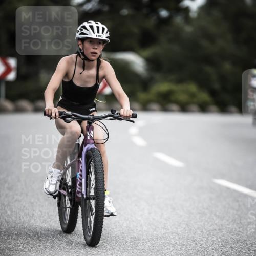 21.06.2026 - 29. Vierlanden-Triathlon H.Heesch http://msf.ph/oto/9926556 21.06.2026 14:58:15 Radfahren 1303 meine-sportfotos.de