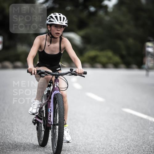 21.06.2026 - 29. Vierlanden-Triathlon H.Heesch http://msf.ph/oto/9926560 21.06.2026 14:58:15 Radfahren 1303 meine-sportfotos.de