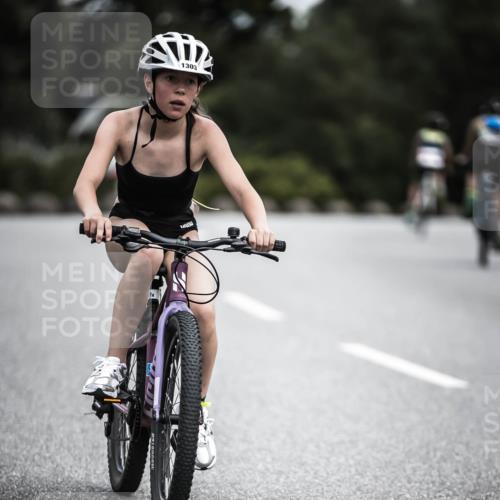 21.06.2026 - 29. Vierlanden-Triathlon H.Heesch http://msf.ph/oto/9926566 21.06.2026 14:58:16 Radfahren 1303 meine-sportfotos.de