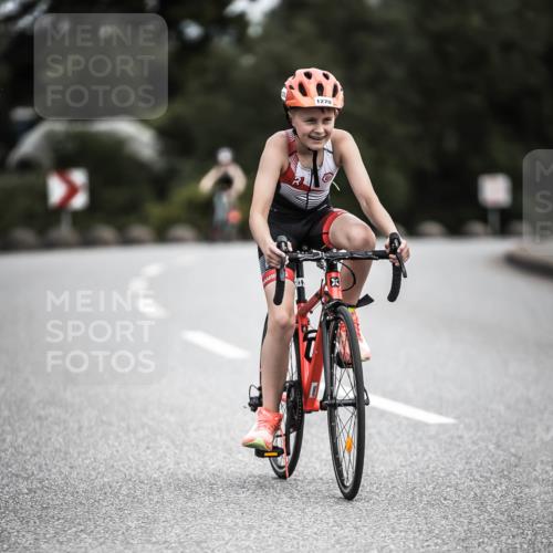 21.06.2026 - 29. Vierlanden-Triathlon H.Heesch http://msf.ph/oto/9926574 21.06.2026 14:58:27 Radfahren 1270 meine-sportfotos.de