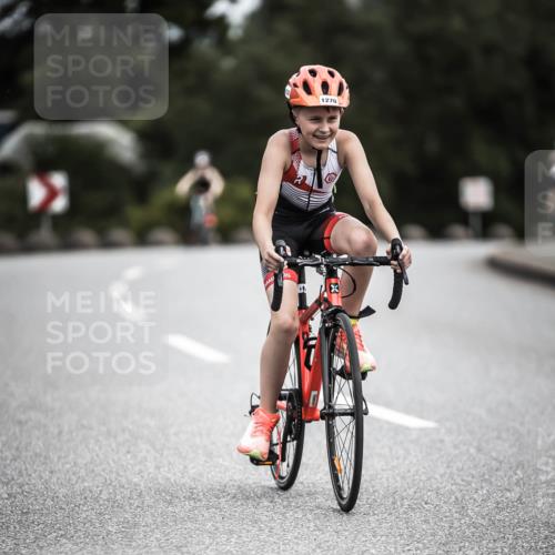 21.06.2026 - 29. Vierlanden-Triathlon H.Heesch http://msf.ph/oto/9926575 21.06.2026 14:58:27 Radfahren 1270 meine-sportfotos.de