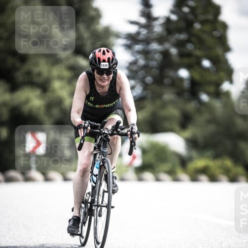 21.06.2026 - 29. Vierlanden-Triathlon H.Heesch http://msf.ph/oto/9926624 21.06.2026 13:26:58 Radfahren 1125 meine-sportfotos.de