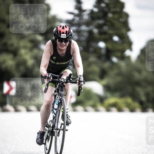 21.06.2026 - 29. Vierlanden-Triathlon H.Heesch http://msf.ph/oto/9926628 21.06.2026 13:26:58 Radfahren 1125 meine-sportfotos.de