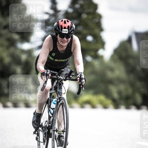 21.06.2026 - 29. Vierlanden-Triathlon H.Heesch http://msf.ph/oto/9926636 21.06.2026 13:26:58 Radfahren 1125 meine-sportfotos.de