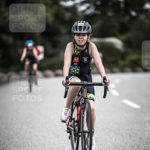 21.06.2026 - 29. Vierlanden-Triathlon H.Heesch http://msf.ph/oto/9926651 21.06.2026 14:58:44 Radfahren 1320, 10 meine-sportfotos.de