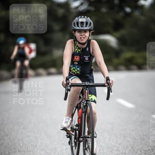 21.06.2026 - 29. Vierlanden-Triathlon H.Heesch http://msf.ph/oto/9926655 21.06.2026 14:58:44 Radfahren 1320 meine-sportfotos.de