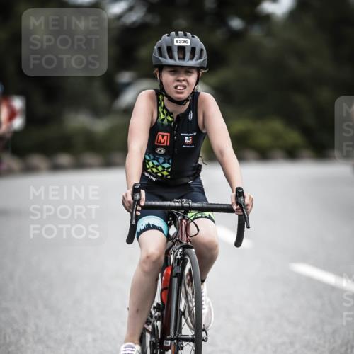 21.06.2026 - 29. Vierlanden-Triathlon H.Heesch http://msf.ph/oto/9926663 21.06.2026 14:58:45 Radfahren 1320 meine-sportfotos.de
