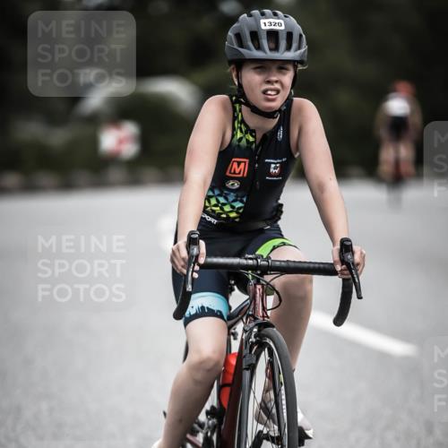21.06.2026 - 29. Vierlanden-Triathlon H.Heesch http://msf.ph/oto/9926674 21.06.2026 14:58:45 Radfahren 1320 meine-sportfotos.de