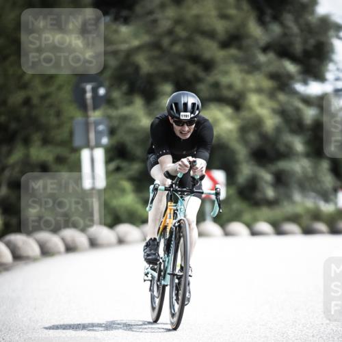 21.06.2026 - 29. Vierlanden-Triathlon H.Heesch http://msf.ph/oto/9926675 21.06.2026 13:29:09 Radfahren 1191 meine-sportfotos.de
