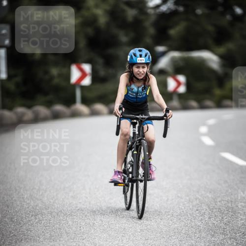 21.06.2026 - 29. Vierlanden-Triathlon H.Heesch http://msf.ph/oto/9926678 21.06.2026 14:58:47 Radfahren 1321 meine-sportfotos.de