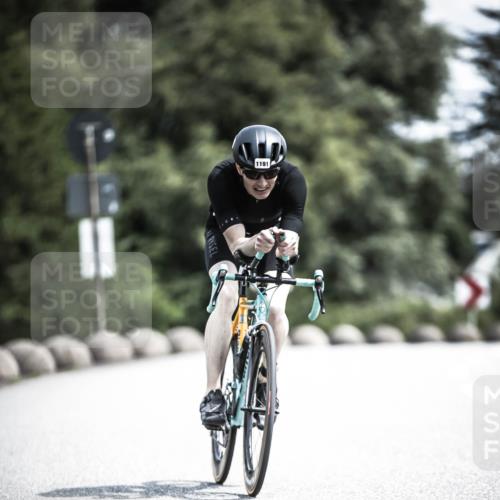 21.06.2026 - 29. Vierlanden-Triathlon H.Heesch http://msf.ph/oto/9926679 21.06.2026 13:29:09 Radfahren 11, 1191 meine-sportfotos.de