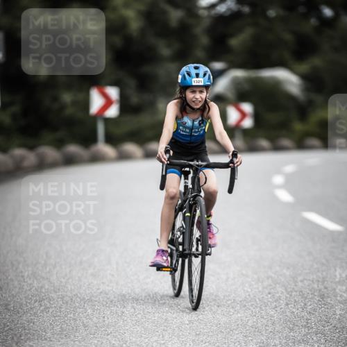 21.06.2026 - 29. Vierlanden-Triathlon H.Heesch http://msf.ph/oto/9926680 21.06.2026 14:58:47 Radfahren 1321 meine-sportfotos.de
