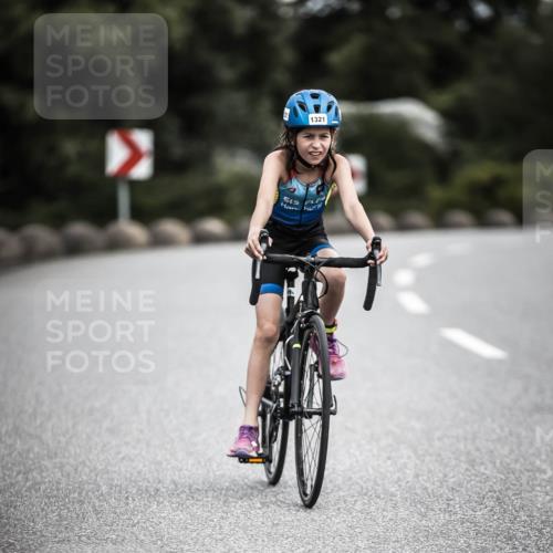 21.06.2026 - 29. Vierlanden-Triathlon H.Heesch http://msf.ph/oto/9926686 21.06.2026 14:58:47 Radfahren 1321, 515 meine-sportfotos.de