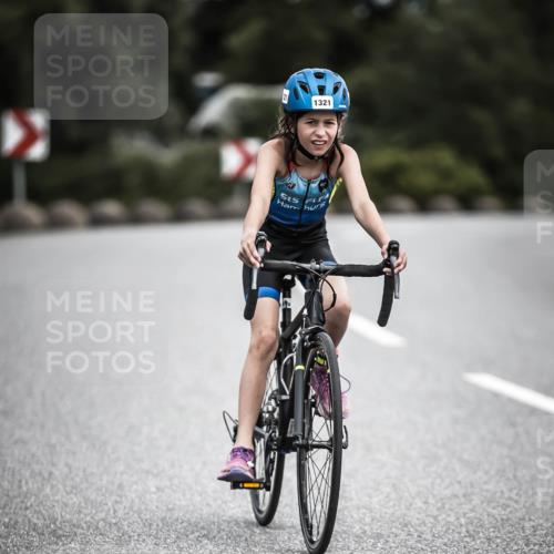 21.06.2026 - 29. Vierlanden-Triathlon H.Heesch http://msf.ph/oto/9926700 21.06.2026 14:58:47 Radfahren 1321 meine-sportfotos.de