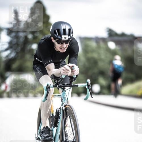 21.06.2026 - 29. Vierlanden-Triathlon H.Heesch http://msf.ph/oto/9926703 21.06.2026 13:29:09 Radfahren 1191 meine-sportfotos.de