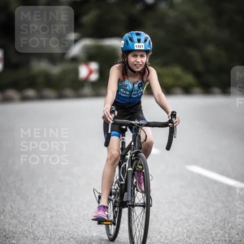 21.06.2026 - 29. Vierlanden-Triathlon H.Heesch http://msf.ph/oto/9926704 21.06.2026 14:58:47 Radfahren 1321 meine-sportfotos.de