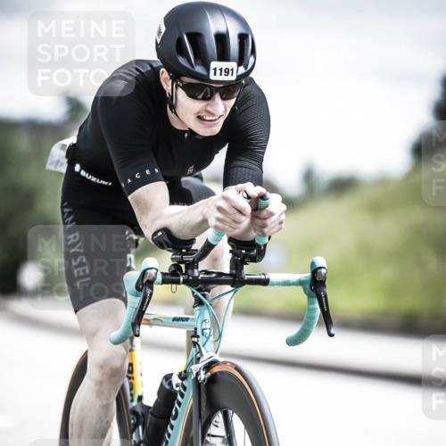 21.06.2026 - 29. Vierlanden-Triathlon H.Heesch http://msf.ph/oto/9926713 21.06.2026 13:29:10 Radfahren 1191 meine-sportfotos.de