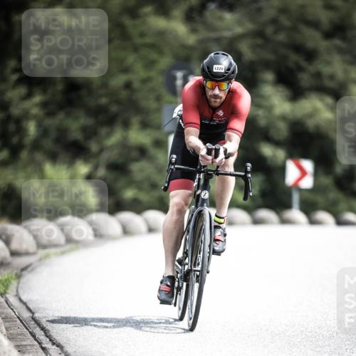 21.06.2026 - 29. Vierlanden-Triathlon H.Heesch http://msf.ph/oto/9926725 21.06.2026 13:29:20 Radfahren 1220 meine-sportfotos.de