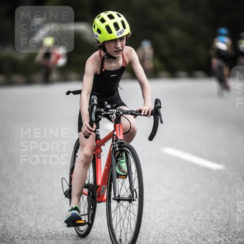 21.06.2026 - 29. Vierlanden-Triathlon H.Heesch http://msf.ph/oto/9926726 21.06.2026 14:59:04 Radfahren 1323 meine-sportfotos.de