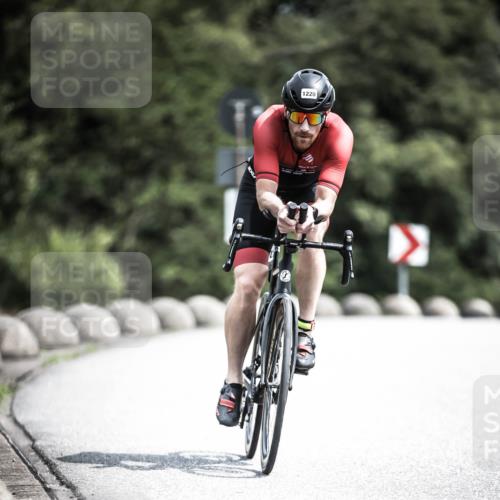 21.06.2026 - 29. Vierlanden-Triathlon H.Heesch http://msf.ph/oto/9926727 21.06.2026 13:29:20 Radfahren 1220 meine-sportfotos.de
