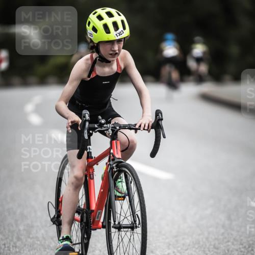 21.06.2026 - 29. Vierlanden-Triathlon H.Heesch http://msf.ph/oto/9926734 21.06.2026 14:59:05 Radfahren 1323, 1323 meine-sportfotos.de