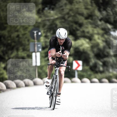 21.06.2026 - 29. Vierlanden-Triathlon H.Heesch http://msf.ph/oto/9926759 21.06.2026 13:29:27 Radfahren 11, 1197 meine-sportfotos.de
