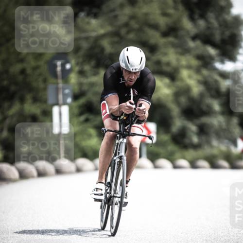 21.06.2026 - 29. Vierlanden-Triathlon H.Heesch http://msf.ph/oto/9926767 21.06.2026 13:29:27 Radfahren 1197 meine-sportfotos.de