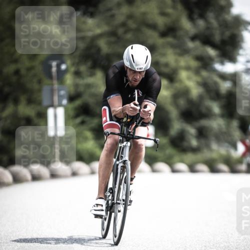 21.06.2026 - 29. Vierlanden-Triathlon H.Heesch http://msf.ph/oto/9926769 21.06.2026 13:29:28 Radfahren 11, 1197 meine-sportfotos.de