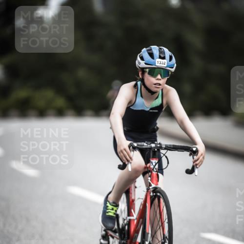 21.06.2026 - 29. Vierlanden-Triathlon H.Heesch http://msf.ph/oto/9926786 21.06.2026 14:59:14 Radfahren 1332 meine-sportfotos.de