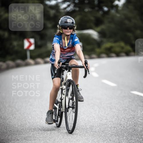 21.06.2026 - 29. Vierlanden-Triathlon H.Heesch http://msf.ph/oto/9926818 21.06.2026 14:59:25 Radfahren 1306 meine-sportfotos.de