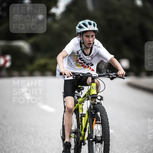 21.06.2026 - 29. Vierlanden-Triathlon H.Heesch http://msf.ph/oto/9926861 21.06.2026 14:59:39 Radfahren 1315, 135 meine-sportfotos.de