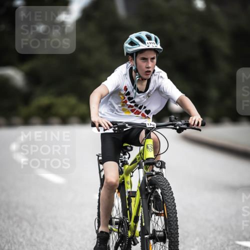21.06.2026 - 29. Vierlanden-Triathlon H.Heesch http://msf.ph/oto/9926865 21.06.2026 14:59:39 Radfahren 1315, 13, 5 meine-sportfotos.de
